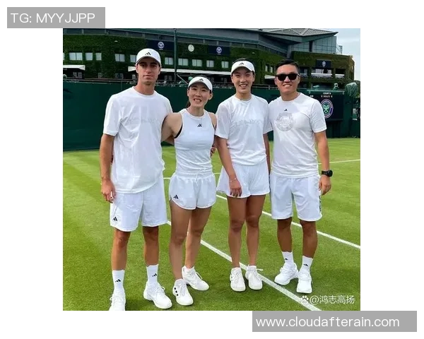 女记者深入足球明星生活背后揭秘赛场之外的真实故事与情感世界